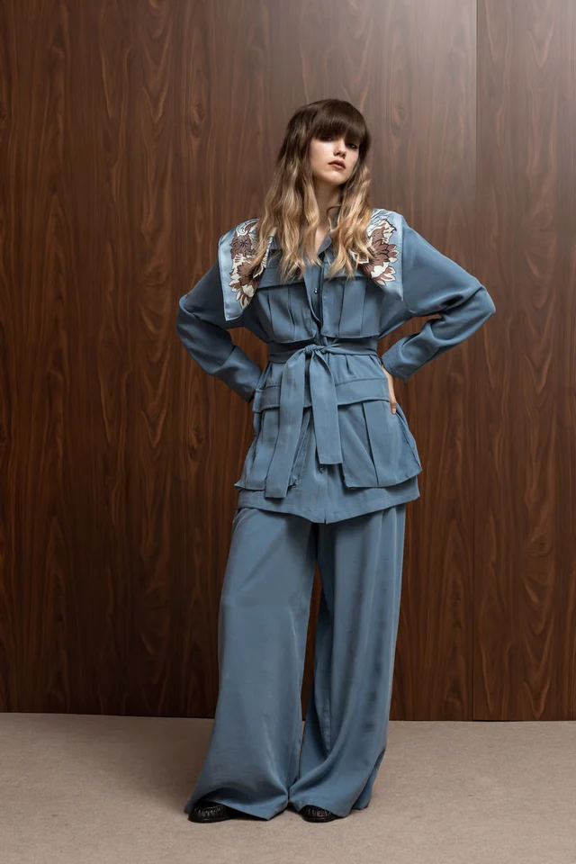 74ECB6B6-6C16-44B6-9953-AECE63FD0643_640x_crop_center Irina Παντελόνι - Μπλε - Image 1