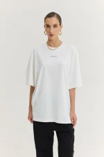 Cheetah T-Shirt - Vase With Roses - Image 2