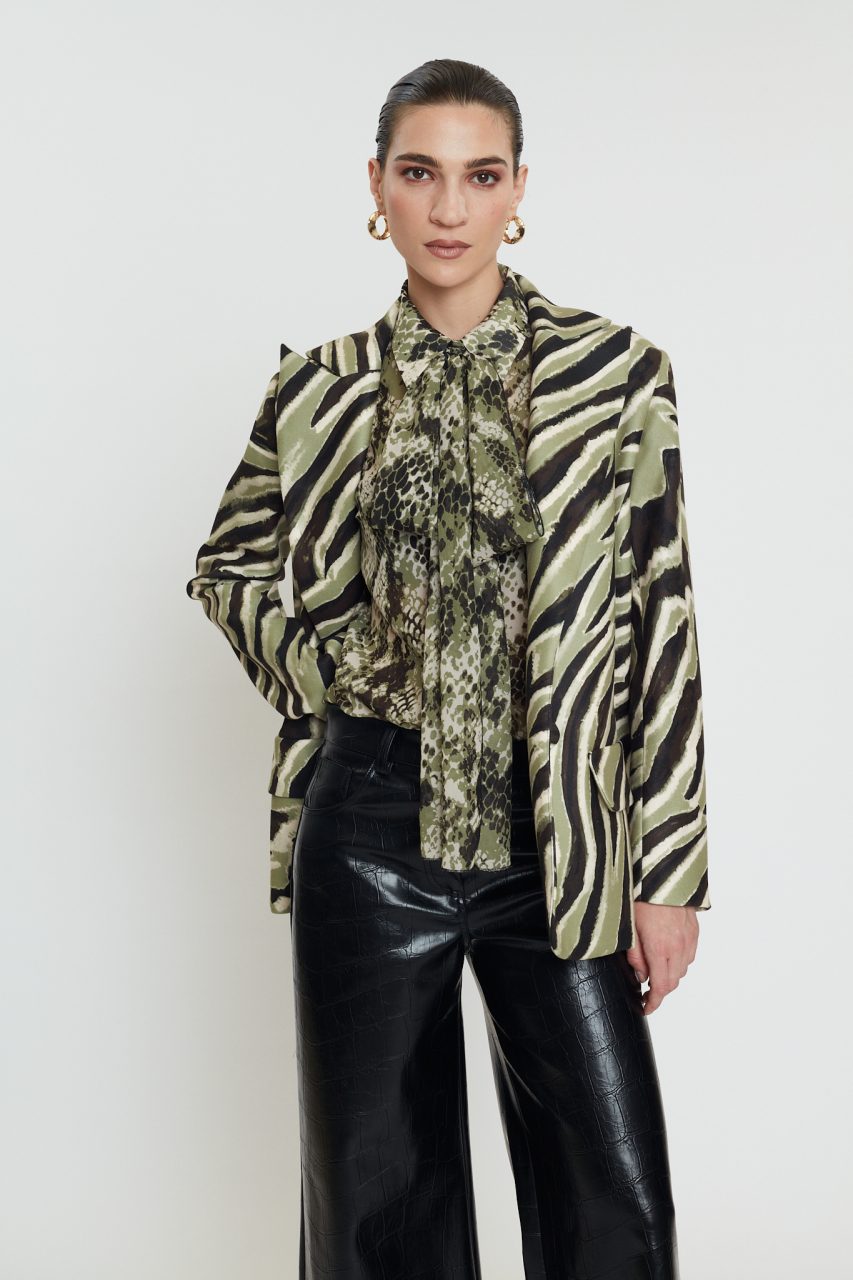 WEB_MIXMATCH_PF25-26_5845 Caira Blazer - Olive Zebra - Image 1