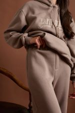 Game Changer Trousers - Mocha