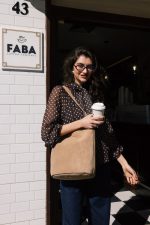 Sandra Bucketbag - Mocha Suede