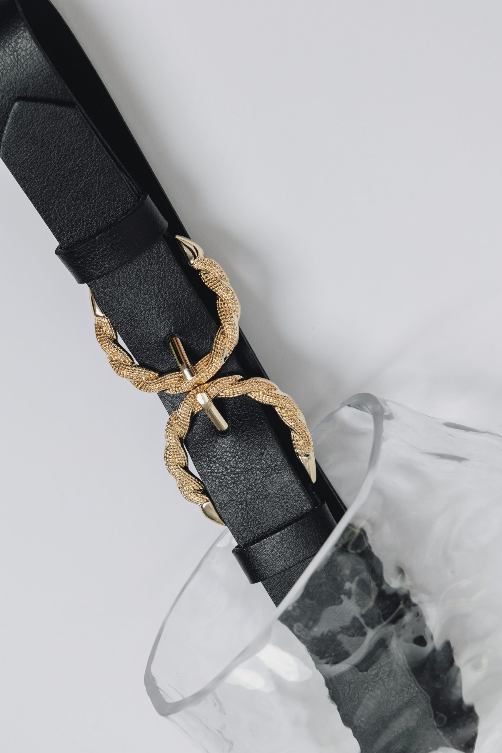 INDIVIDUAL STUDIO FW2627-607 "Heart to heart" - Black / gold - Image 1